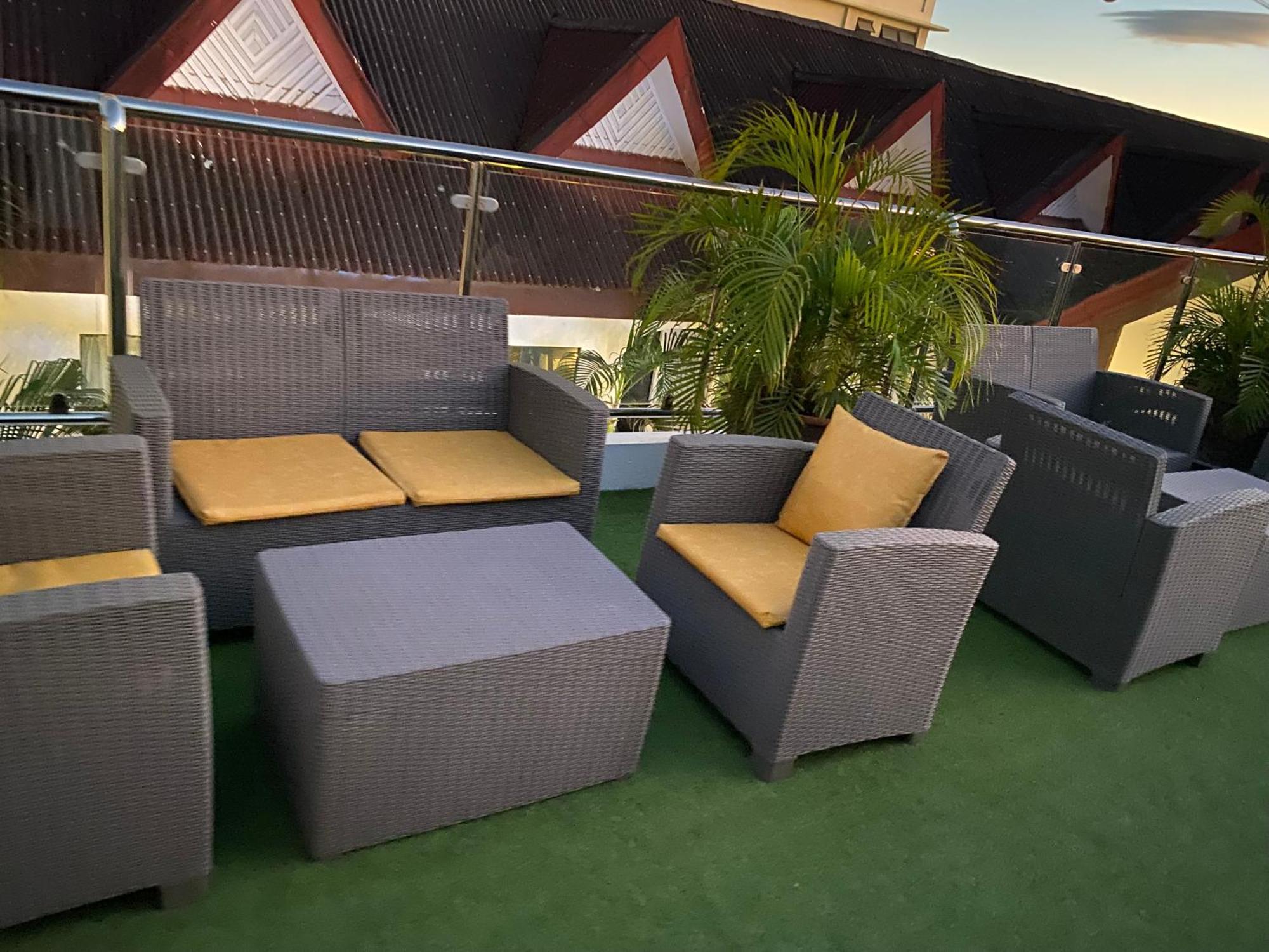 Balabag  Nirvana Beach Resort מראה חיצוני תמונה