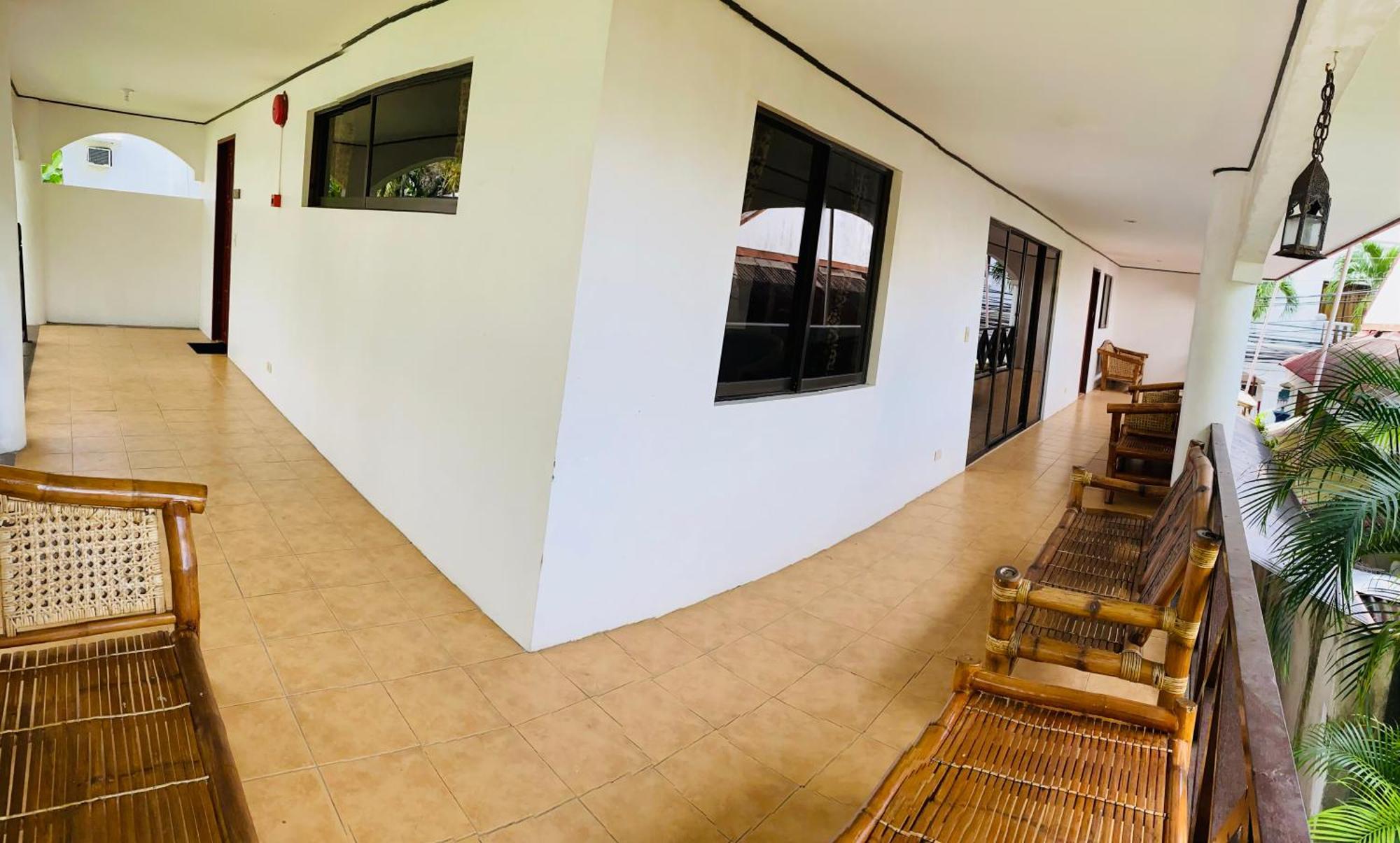 Balabag  Nirvana Beach Resort מראה חיצוני תמונה