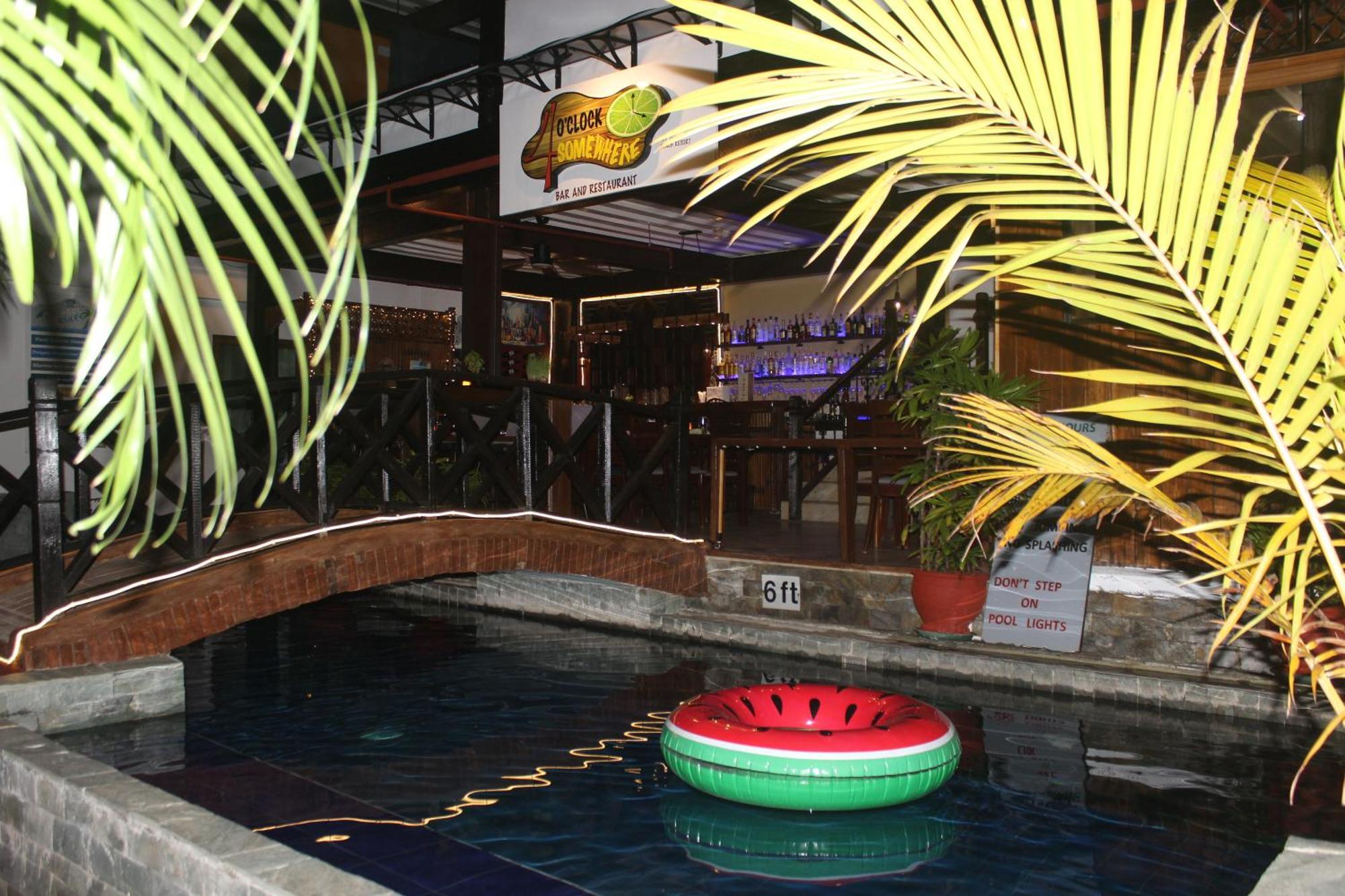 Balabag  Nirvana Beach Resort מראה חיצוני תמונה